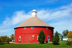 Barns- Round, Minnesota