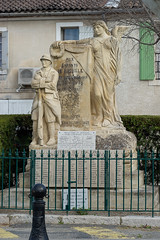 monument aux morts, Raphèle-lès-Arles