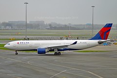 Delta A332