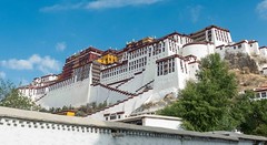 Lhasa Tibet - Potala Palace, Norbulinka Park, Tibetan Show