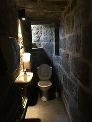 Medieval toilet (upgraded)