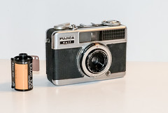 Fujica Half 35mm half-frame camera