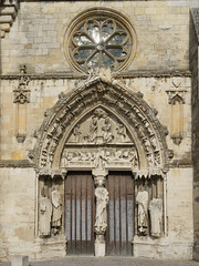 2557 Basilique Notre-Dame-de-Bonne-Garde - Longpont-sur-Orge