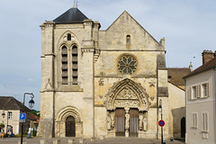 2562 Basilique Notre-Dame-de-Bonne-Garde - Longpont-sur-Orge