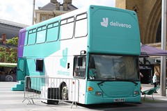 UK - Bus - Deliveroo