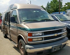 2000 Chevrolet Express 1500 Quality Coaches