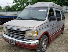 1994 Ford Econoline 150 StarQuest High Top 