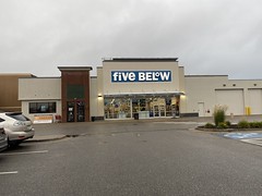 Five Below - Merle Hay Mall - Des Moines, Iowa