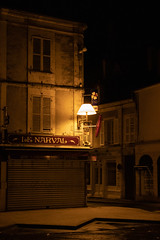 Issoudun closed pub front