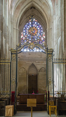 Rosace principale de la cathédrale Saint-Étienne - Auxerre