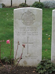 Authuille: Lonsdale Cemetery (Somme)