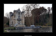 Château de la Reine Blanche- Étang de la Loge- Coye-la-Forêt. Forêt de Chantilly- Oise- France
