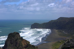Piha Beach et Falls PIHA  Nouvelle-Zélande