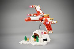 LEGO Star Wars - Christmas X-Wing Microscale