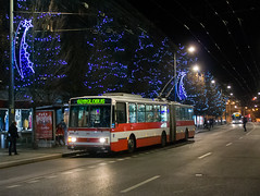 Autobusy/trolejbusy/tramvaje/metro