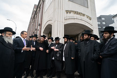 Governor Cuomo Visits Orthodox Jewish Neighborhood in Williamsburg