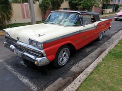 Classic cars in Cuba