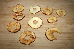 Homemade apple crips / Selbstgemachte Apfelchips