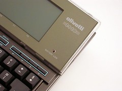 Olivetti M 10 laptop Perry A. King e Antonio Macchi Cassia 1983