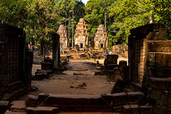 CAMBODGE  Angkor Groupe des roluos PREAH KO (IX siécle)