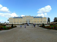 arhitectură barocă-palatul şi grădinile rundale