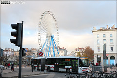 Iveco Bus Urbanway 18 – Keolis Lyon / TCL (Transports en Commun Lyonnais) n°1009