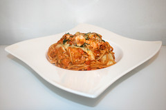 Gratinated salmon leek spaghetti / Überbackene Lachs-Lauch-Spaghetti