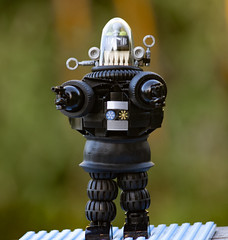 Robby the Robot LEGO MOC