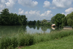 Boat on the Marne