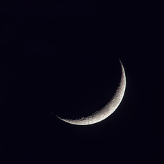 26 avril 2020 Lune croissant ascendant 9,67 % #lune #moon Waxing Crescent Moon #Stargazer #MoonLovers