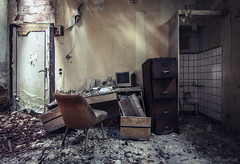Decay Office