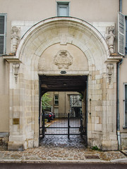 Grand portail cocher de l'Hôtel d’Argenteuil