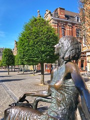 Standbeeld De Kotmadam in Leuven (Oude Markt)