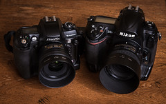 FinePix S3 Pro (2004) / Nikon D3S (2009)