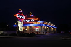 Spangles Diner at Night