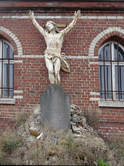 Hondeghem  calvaire du  cimetière de l'église Saint-Omer