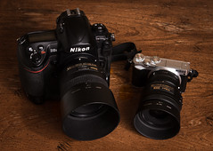 Nikon D3s (2009) / Nikon 1 J5  (2015)