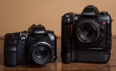 Canon EOS D60 (2002) /  Fujifilm S2 Pro (2002)