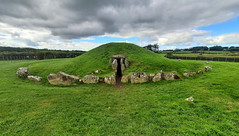 Bryn Celli Ddu Burial Mound - Anglesey
