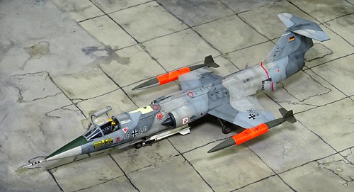 1:72 Lockheed F-104G “Starfighter”; “26+40 (c/n 9190)” of Jagdgeschwader 71 “Richthofen”; Wittmundhafen, 1986 (Whif/Italeri kit)