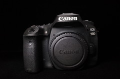 Canon 90D NEW