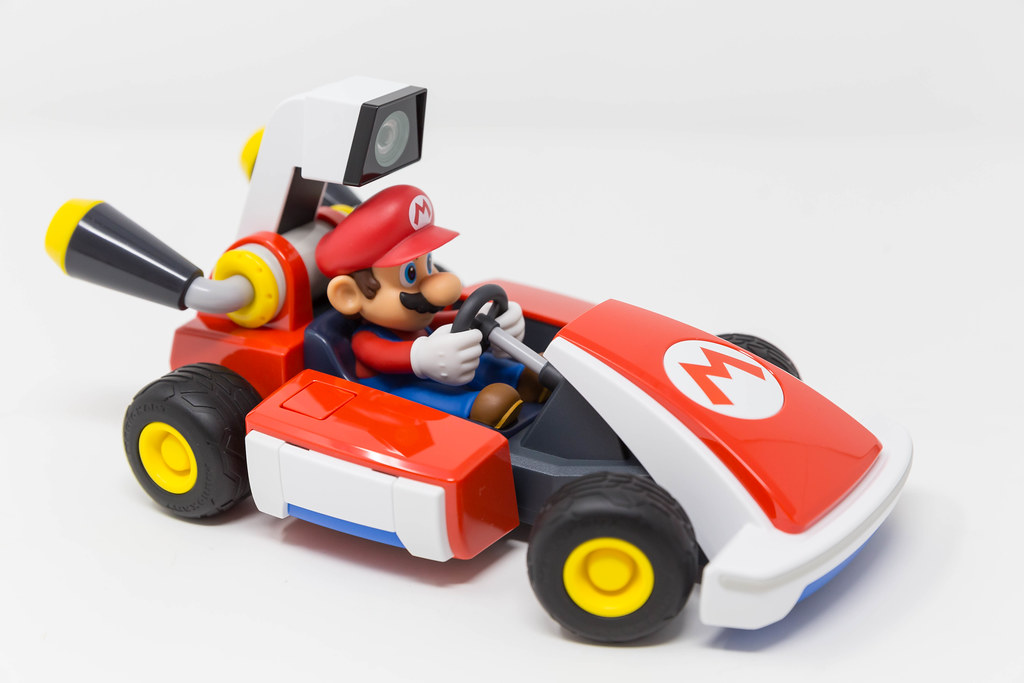 Mario Kart Live mit Nintendo Switch: Bis zu 4 Spieler können gemeinsam um das Haus rennen
