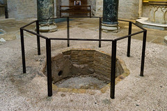 4019 Baptistère de la Cathédrale d'Aix-en-Provence