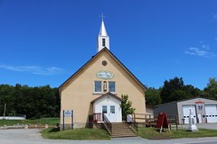 Grenville-sur-la- Rouge : Églises