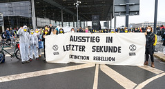 Demo zur Eröffnung des BER, 2020-10-31