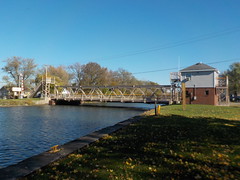 11/4/20 Hiking and Geocaching Along the Canalway Trail in Gasport, NY