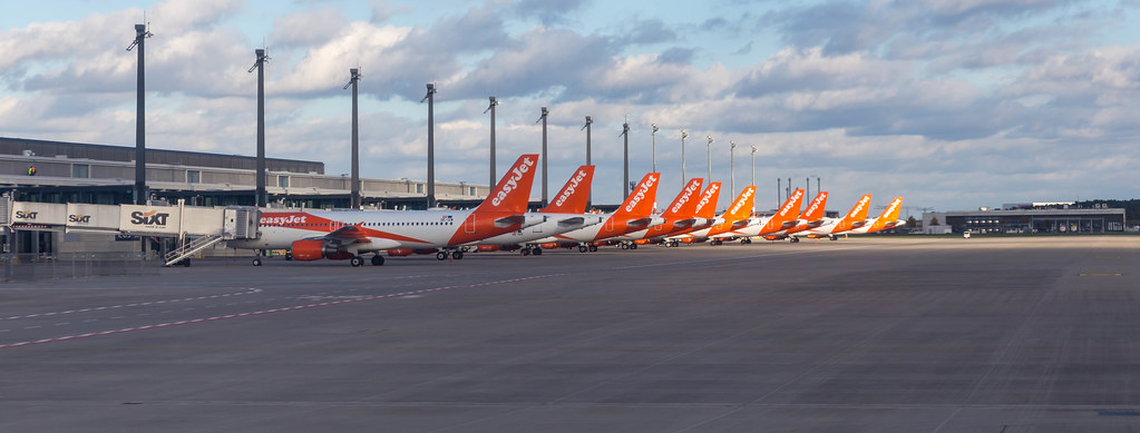 Easyjet fleet at the new Berlin Brandenburg Airport: ten aircraft parked in the apron area