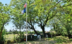 Stele du Lieutenant Goetz, aviateur americain mort au combat, Bournezeau, Vendée