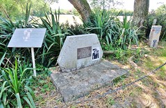 Bournezeau, Stele de l'aviateur américain Goetz mort au combat, 21 mars 1944