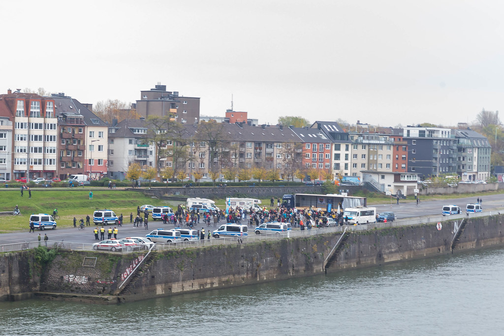 View of the Deutz shipyard in Cologne: many police vehicles at the anti-pandemic restrictions demo